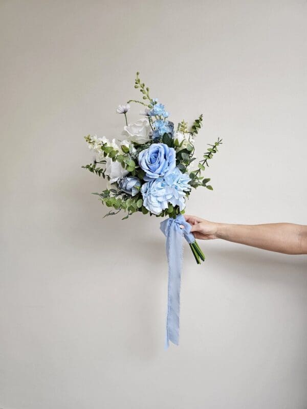 Skye Bridesmaid Bouquet Sample