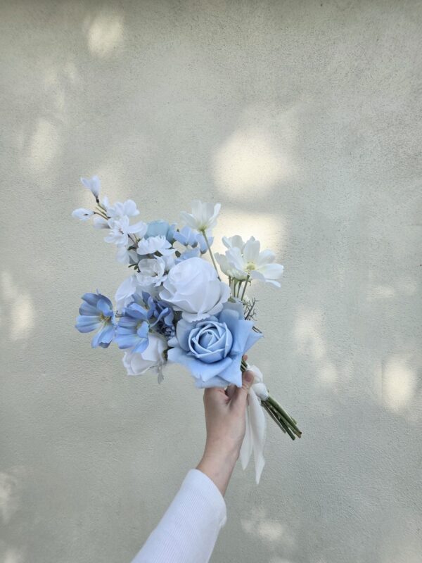 Skye Bridesmaid Bouquet Sample